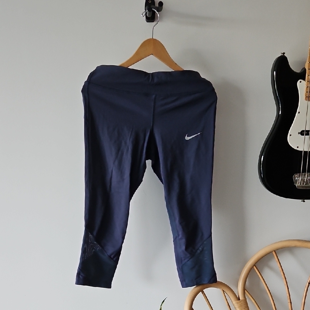 Nike Capri Navy Capri Blue Leggings